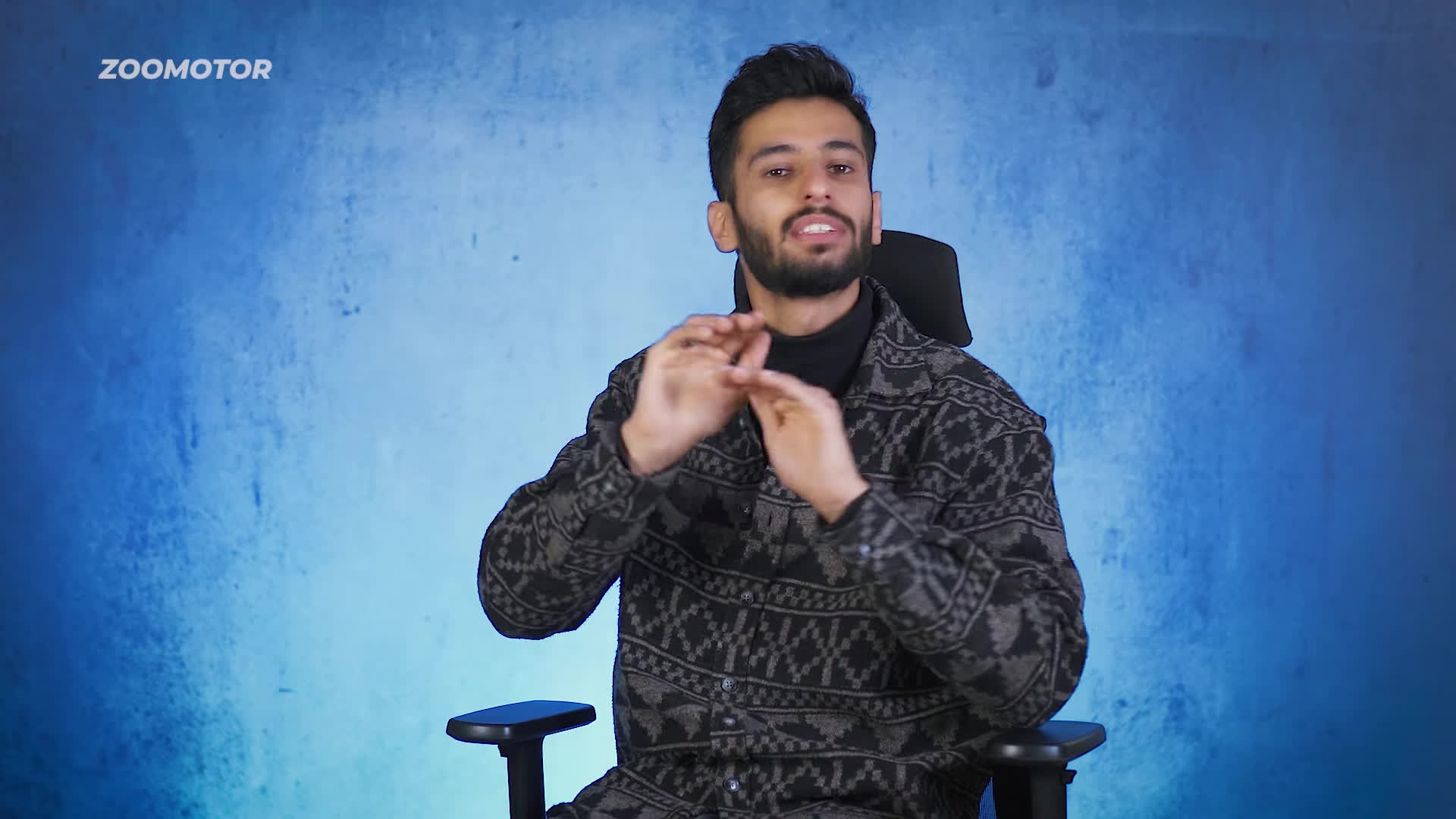 پوستر داستان تصادف سنگینمون با هوندا سی بی آر مرگ از بیخ گوشمون...