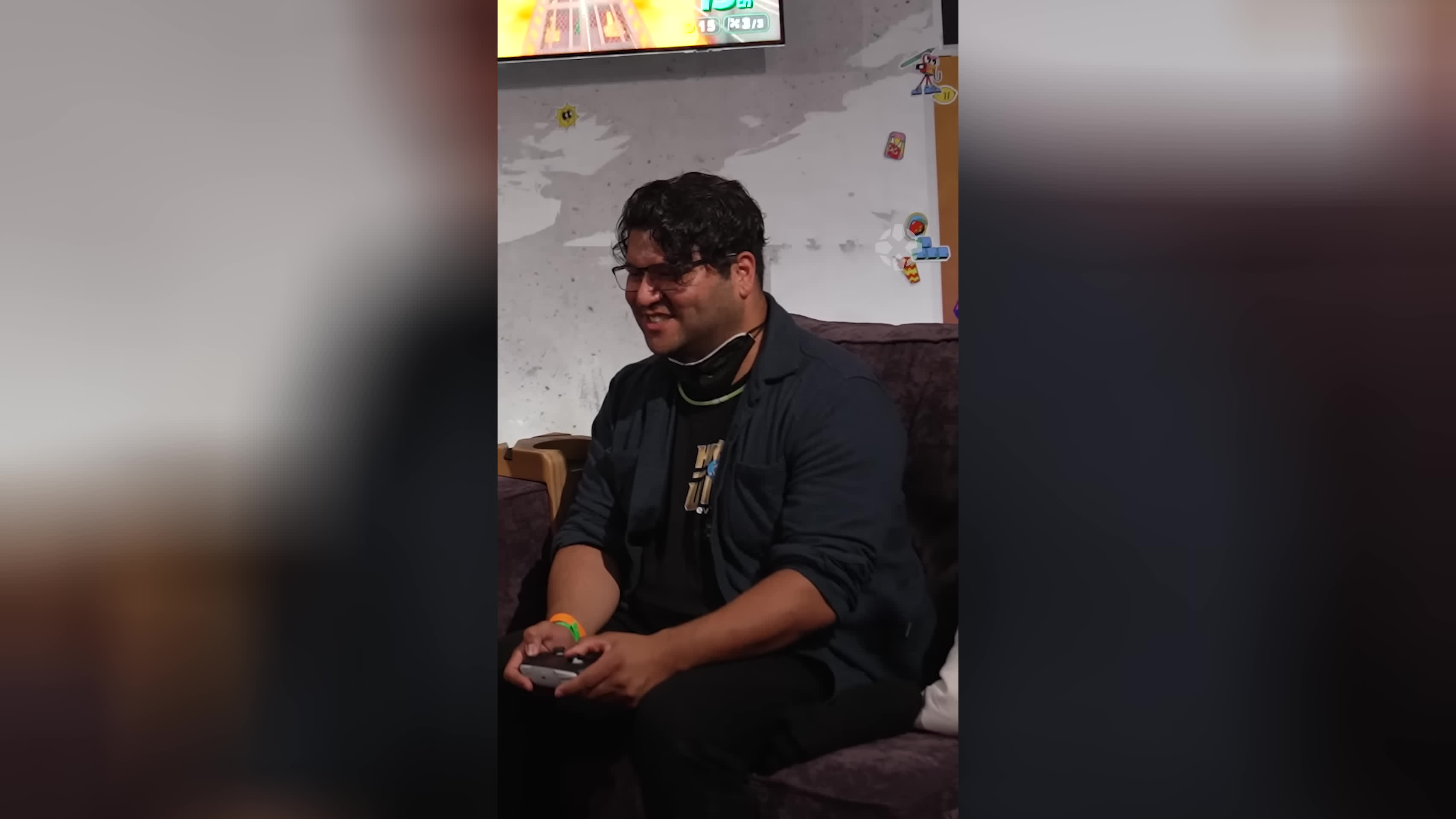 پوستر بازی کردن در ماریو کارت جهان در مقابل IGN در IGNLive