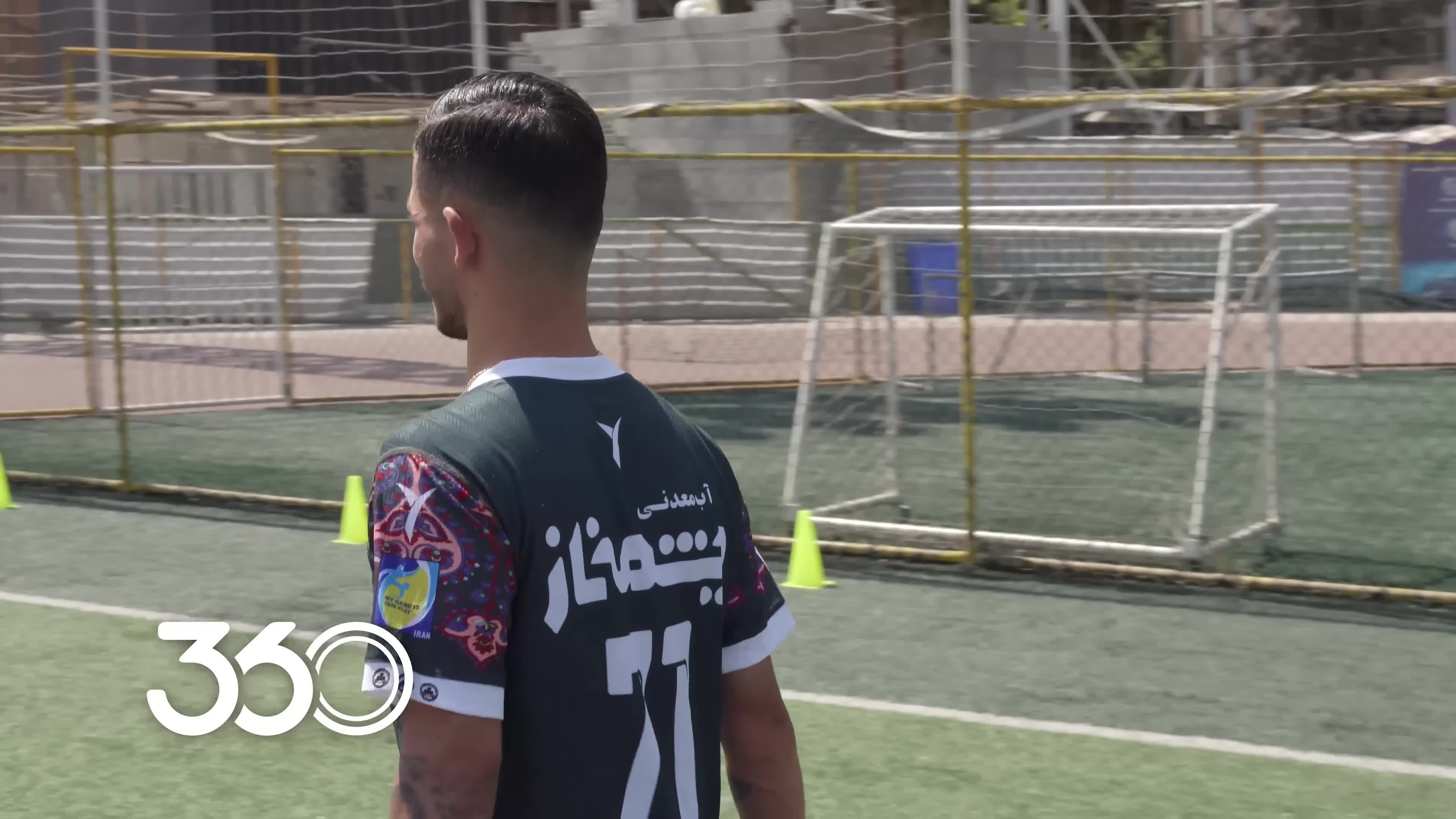 پوستر گروه چهارم؛ چالش کرنر عجب قهرمانی!