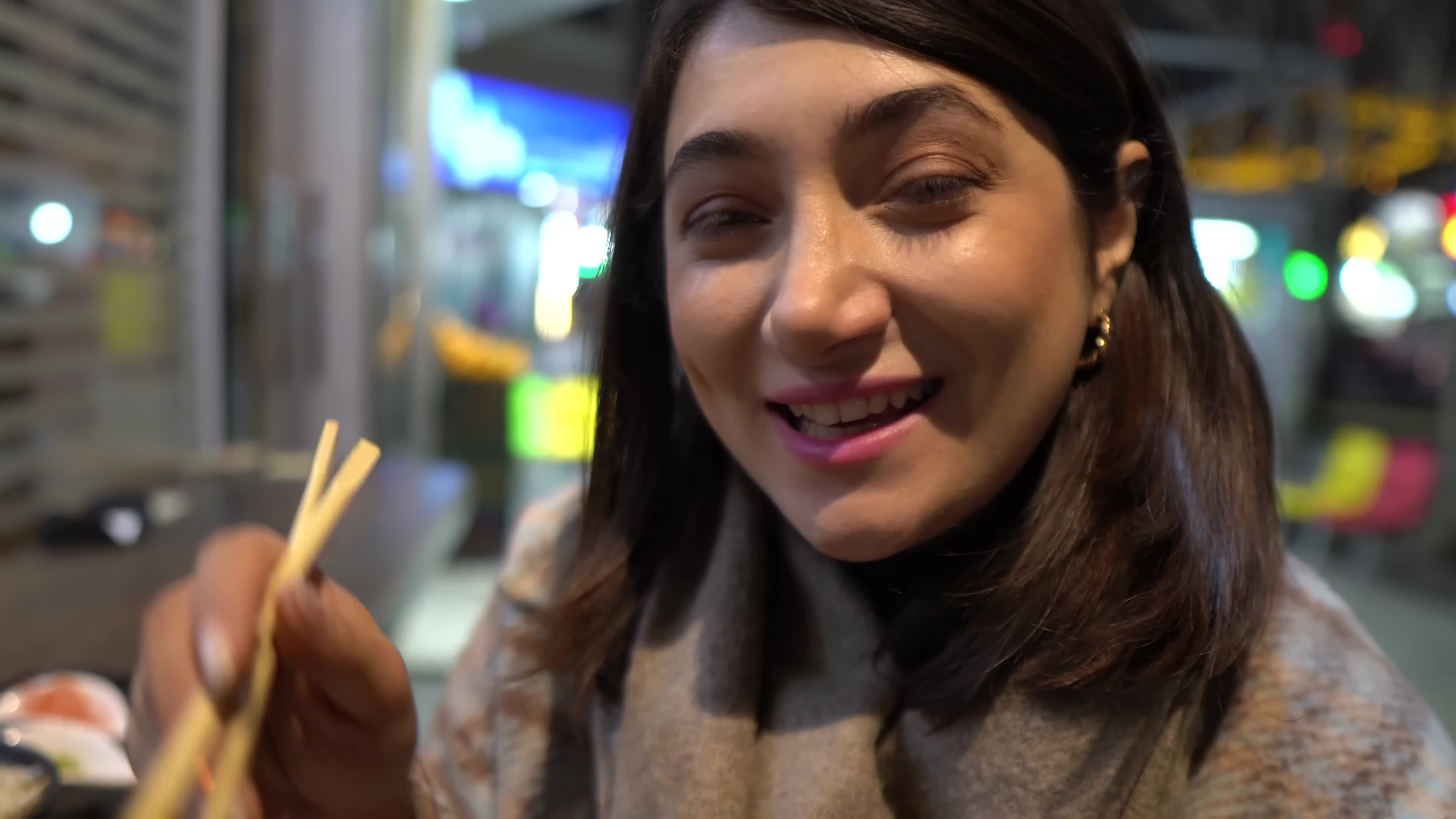 غذای انیمه در تهران چه مزه ای داره؟ 🍚🍢