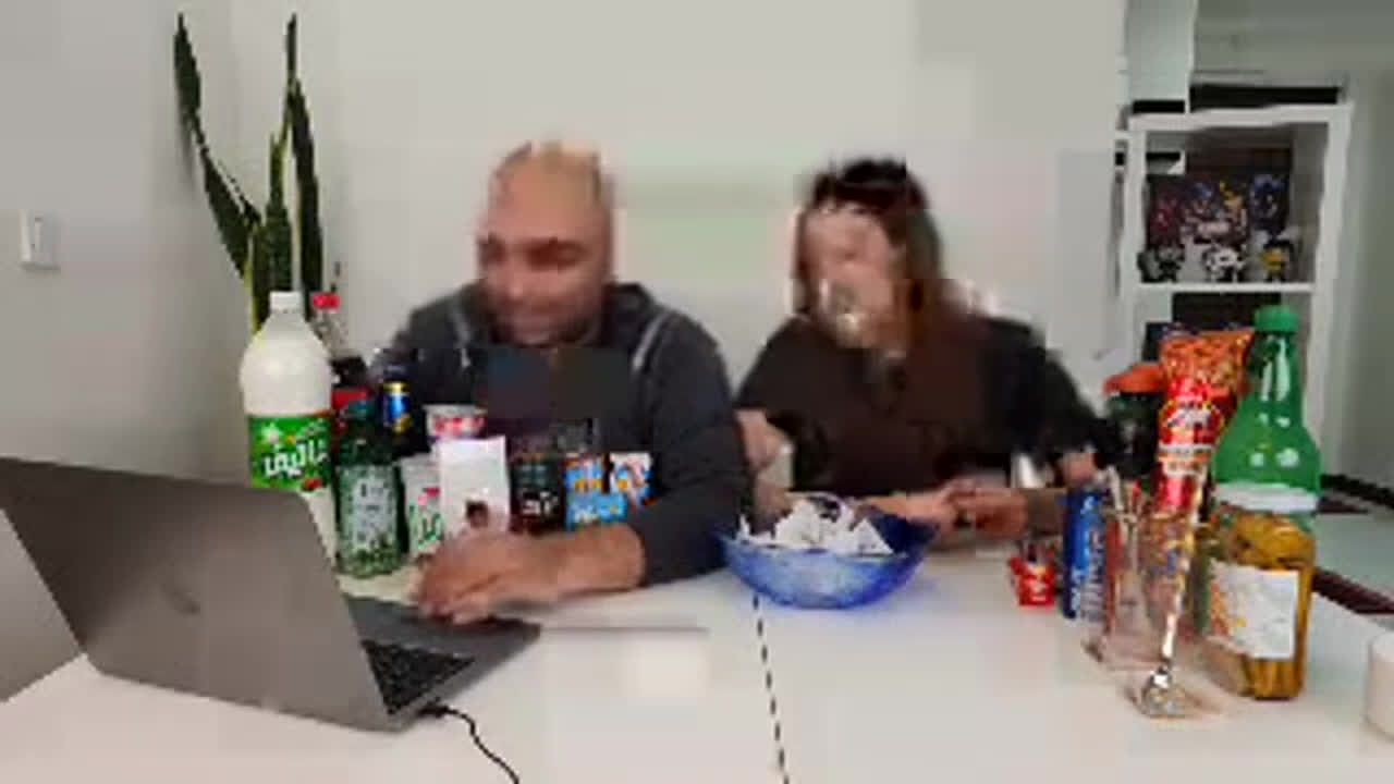 لایو چالش کوکتل سمی 😍😍 زودی بیاید