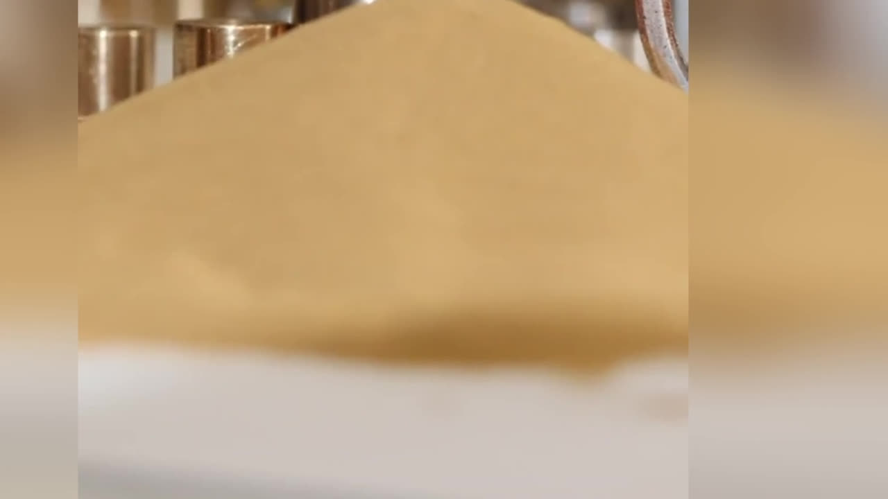 پوستر پودر برنز