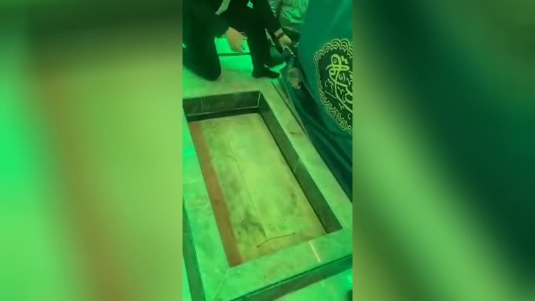 پوستر مزار مطهر حضرت رقیه س